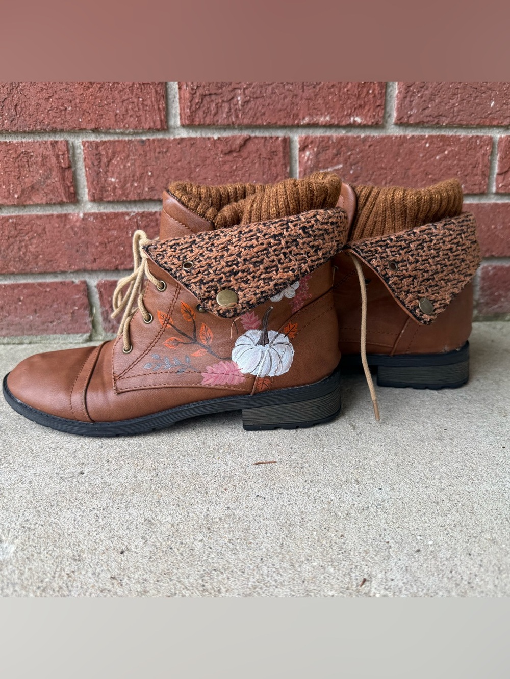 Hand Painted - Women’s Brown Fall Floral & Pumpkin - Combat Boot & Knit Collar - Picture 2 of 9